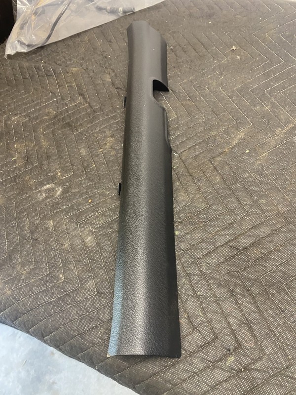 2016 Kia Optima LX Left Front Scuff Plate 85881-D5000 OEM