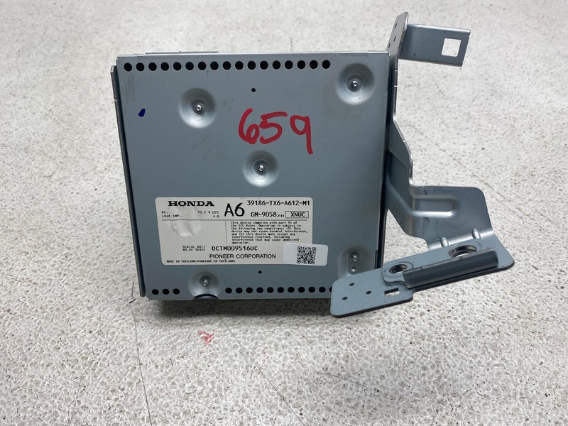 2016-2018 ACURA ILX AUDIO AMPLIFIER OEM LOT659