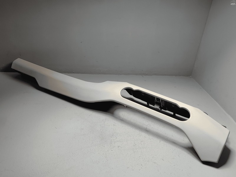 2019-21 Nissan Altima Dash Instrument Panel Passenger Side Lower Trim Bezel OEM