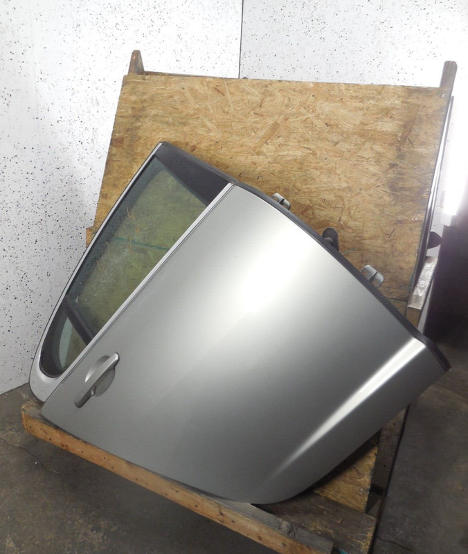 2009-2015 Jaguar XF Rear Door Assembly Passenger Right RH Electric OEM GDR