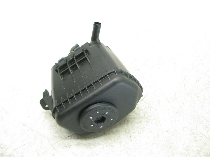 10-19 BMW F07 550i GT 640i 740i STEERING FLUID RESERVOIR CONTAINER OEM 080222