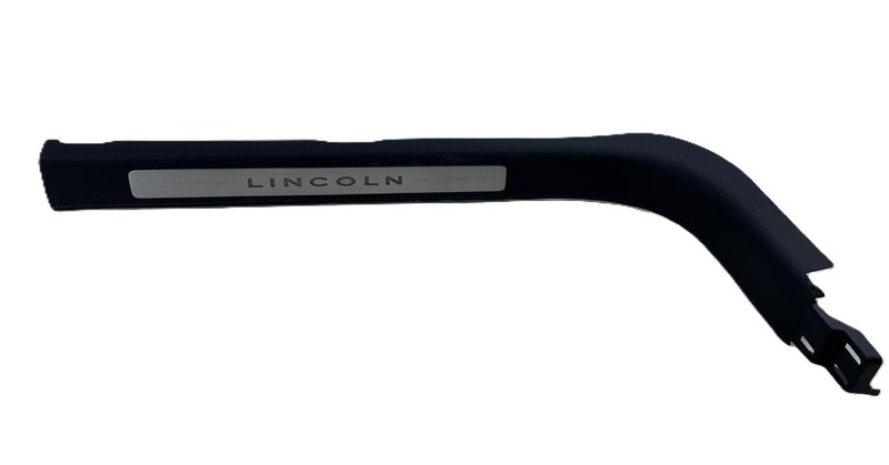 2017-2020 Lincoln Continental RH Passenger Front Door Sill Plate GD9BF1320BL3HE