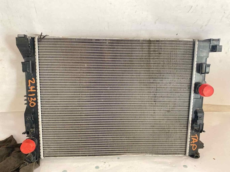 Radiator NISSAN VERSA 20 21 22 23 24