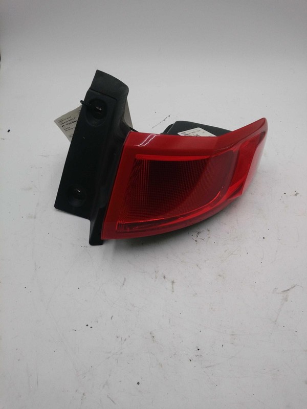 2010 Lincoln MKT Right Tail Light Assembly Gold LED 566351 149k Miles