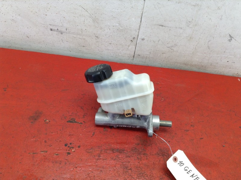 09-11 HYUNDAI GENESIS 4.6L POWER BRAKE BOOSTER MASTER CYLINDER OEM