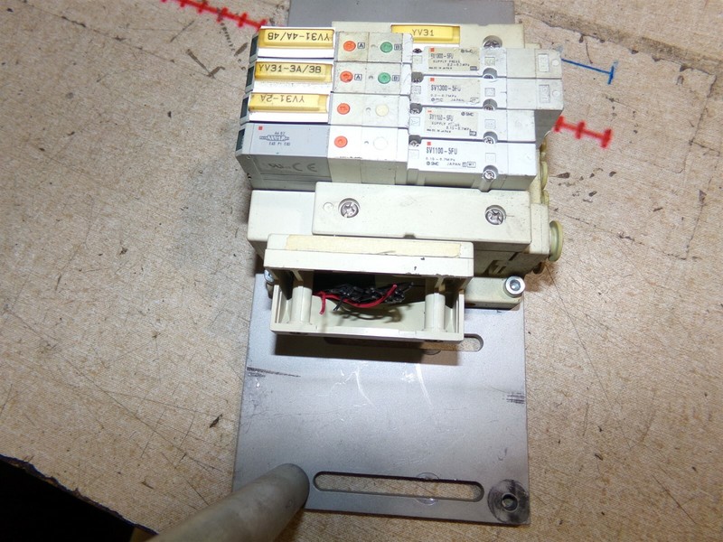 SMC Square D Solenoid Valve module AssemblySV1300-5FU *FREE SHIPPING*