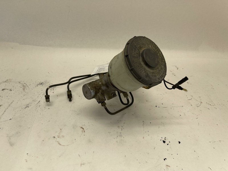 91-96 ACURA NSX NA1 3.0L AUTO BRAKE MASTER CYLINDER OEM 46100SL0954