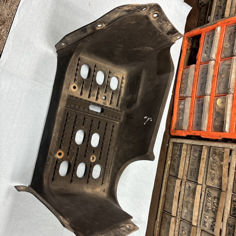 2006 Polaris Sportsman 90 Kids ATV body fender, right side foot well