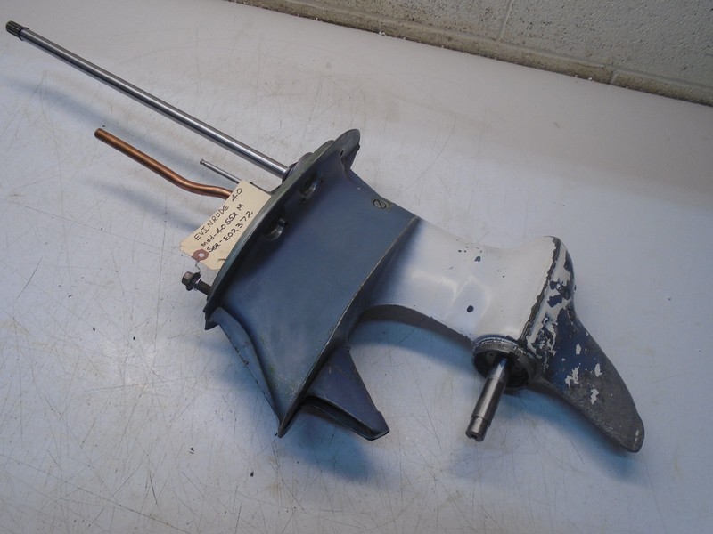 F 378611 382918 OMC Evinrude Johnson Outboard 40 HP Lower Gear Case Assembly