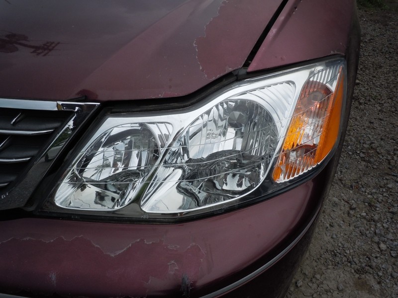 2000-2004 Toyota Avalon Halogen Headlight Driver Left LH Aftermarket