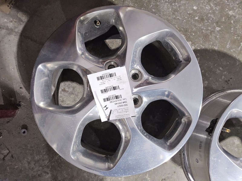 2018-2020 Chrysler Pacifica Wheel Rim 17x7 5 Spoke Blade Design Polished Opt WAE