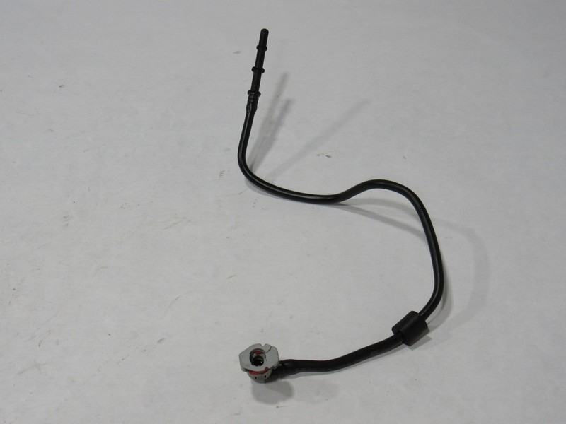 14-20 BMW I8 2015 Fuel Feed Hose Pipe Line Tube :Y
