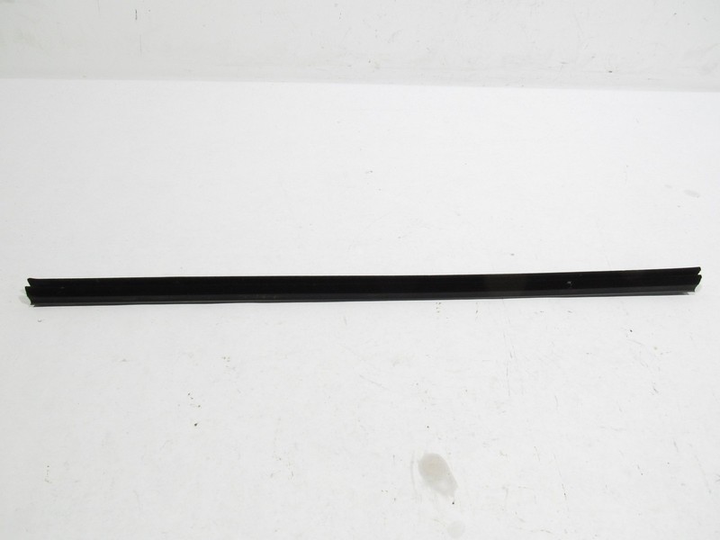 20-25 Kia Telluride SX 2022 Rear Left Driver Door Window Belt Molding |