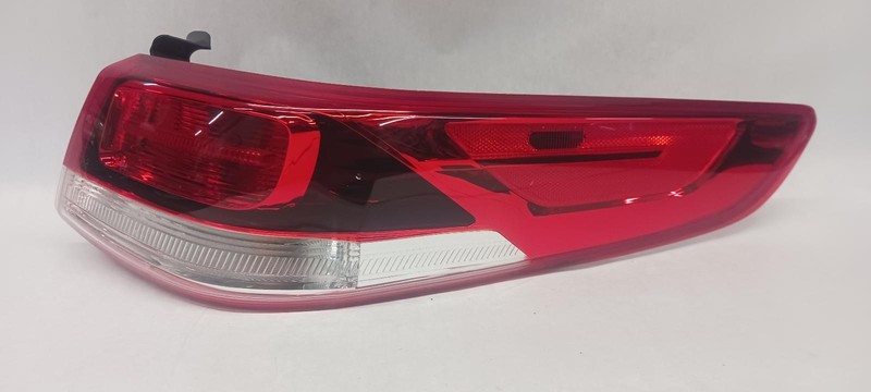 16-'20 KIA OPTIMA passenger outer Taillight incandescent US Built OEM Grade A!