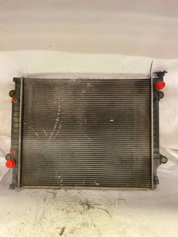 Radiator TOYOTA TACOMA 05 06 07 08 09 10 11 12 13 14 15