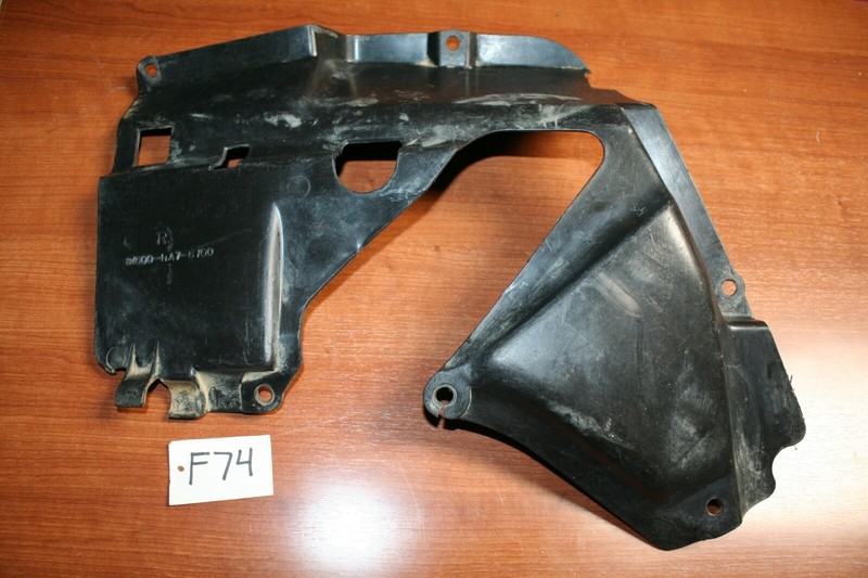 1989 Honda TRX 350 Foreman 4x4 Inner Fender Splash Guard Right OEM 89 D