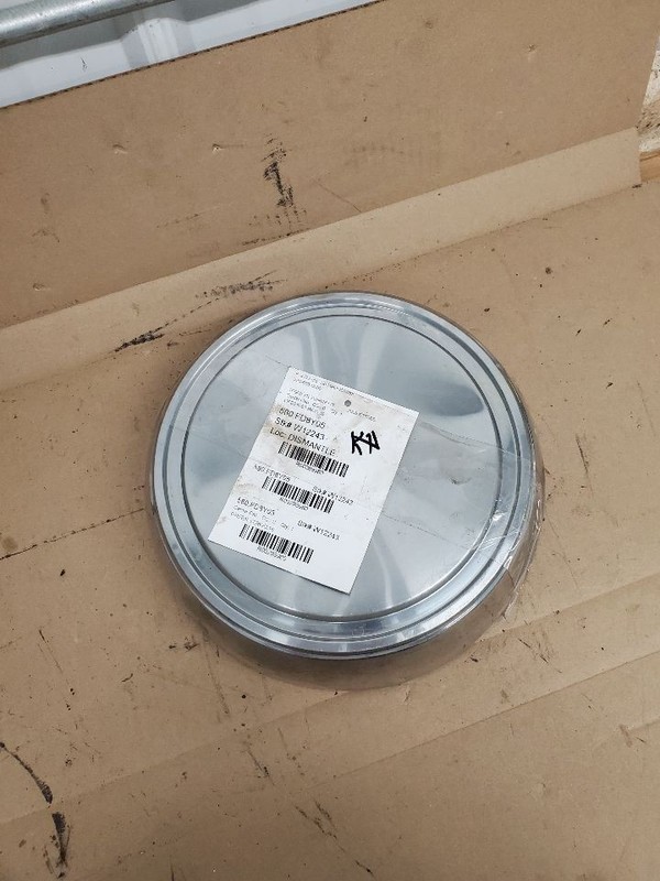 E350SD2005 Center Cap Wheel 298980