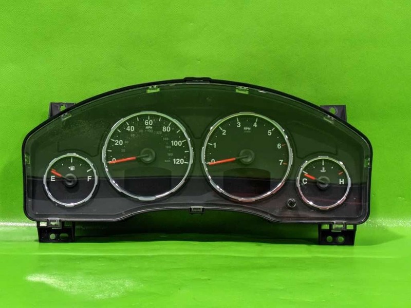 08 LIBERTY SPEEDOMETER CLUSTER 145K MILES OEM 4507-1