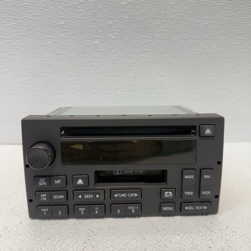 03 04 05 06 07 08 09 10 FORD OEM Crown Victoria Marquis Radio Tape Sat CD Player