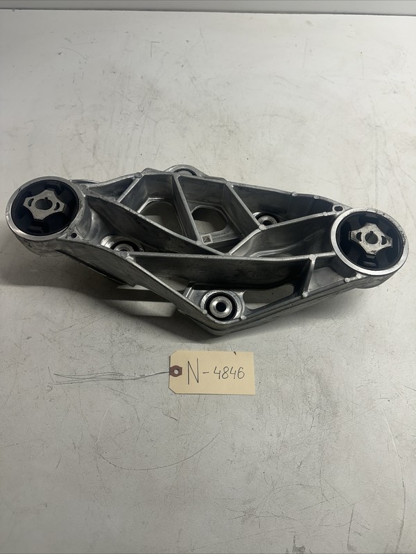 Tesla Model S X Front Right Drive Side Unit Arm Bracket 1566882-01-B 4846 S23