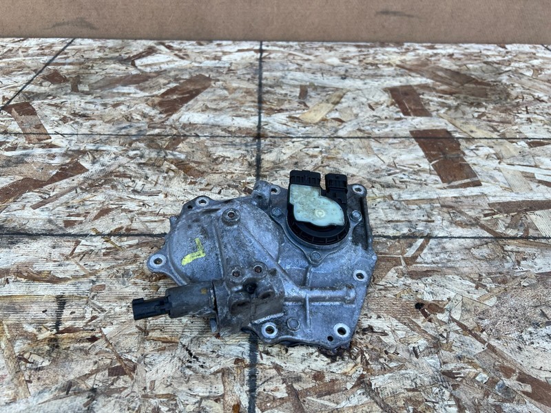 INFINITI Q50 Q60 2016-2023 OEM ENGINE LEFT DRIVER CAM SHAFT VTC COVER 3.0T