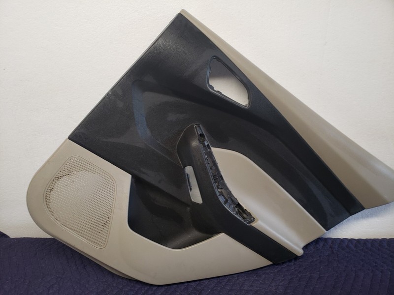 2015 16 17 18 FORD FOCUS HATCH REAR RIGHT DOOR TRIM PANEL OEM