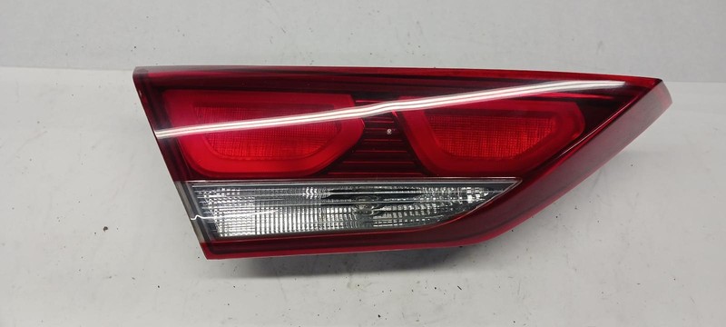 17-'18 HYUNDAI ELANTRA Left driver inner Taillight incandescent OEM Grade A!