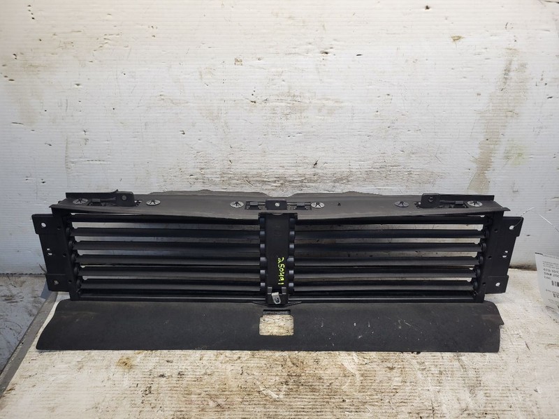 Active Air Shutter Fits 22-23 ACADIA 1711645