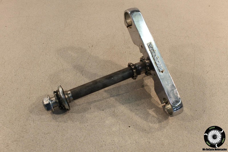 2003 Honda Shadow VLX 600 VT600CD Deluxe FRONT FORKS CLAMP LOWER TRIPLE TREE