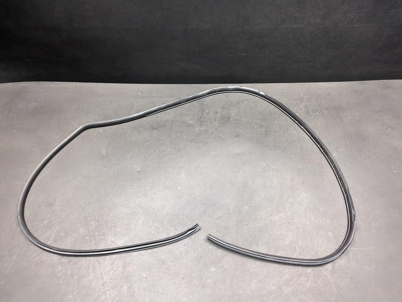 Front Right Door Body Weatherstrip 2022 Toyota GR86 2023