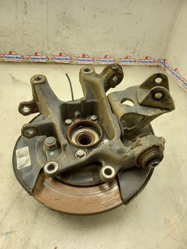 06-18 TOYOTA RAV 4 REAR DRIVER LEFT KNUCKLE STUB