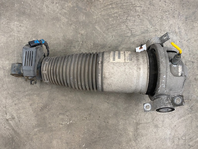 ⭐03-06 PORSCHE CAYENNE REAR RIGHT SUSPENSION STRUT SHOCK ABSORBER LOT2352