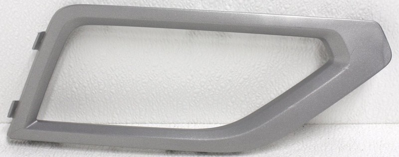 OEM Volkswagen Atlas Right Passenger Side Fog Lamp Trim Scratches