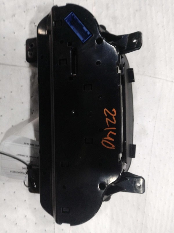 2016 Chevrolet Suburban 1500 Speedometer Gauge OEM Black 23391331 Used