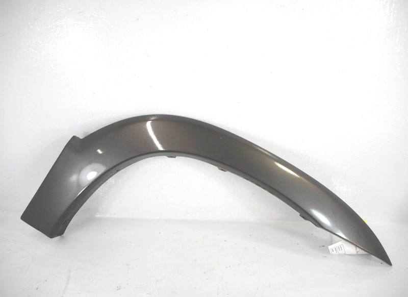 Mazda Tribute Front Fender Moulding Passenger Right OEM 2005 2006