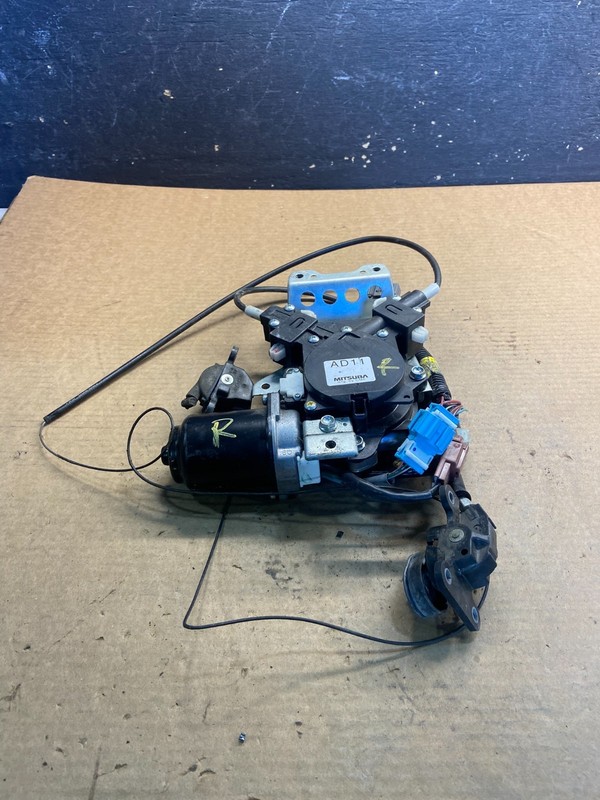 2005 - 2010 Honda Odyssey Rear Right Sliding Door Lock Actuator Motor AA0665 DG