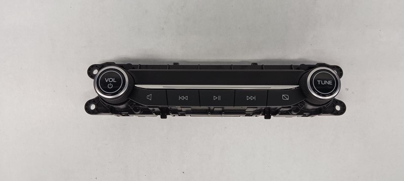 20 FORD ESCAPE radio control panel OEM 1 Year Warranty!