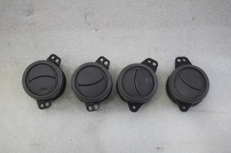 2000 2001 2002 2003 2004 2005 TOYOTA CELICA DASH AIR VENTS 4 PIECES BLACK