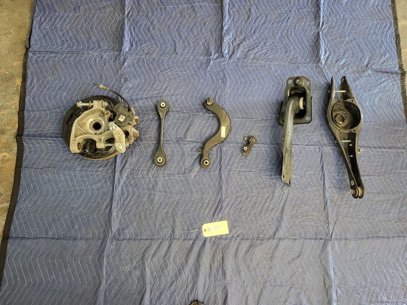 Used Oem Audi Left Driver Rear Suspension Knee for 2021-2023 Q3 2.0L AWD