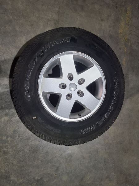 Wheel VIN W 6th Digit Jk Body 17x7-1/2 5 Spoke Fits 07-18 WRANGLER 561223