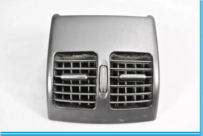 08-17 Mercedes W204 C250 E350 Rear Center Console AC Air Vent Trim Black OEM