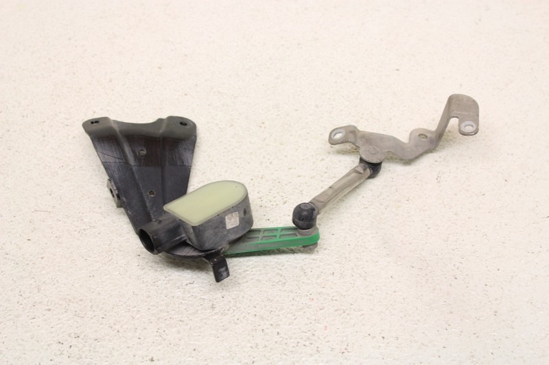 MK2 Audi TT TTS Rear Right Headlight Range Ride Height DCC Sensor Oem 2008-2015