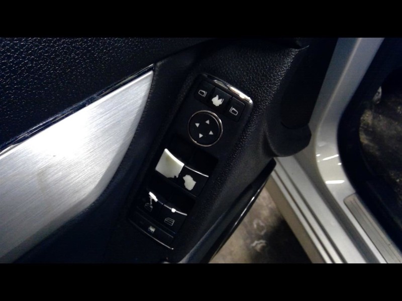 Driver Front Door Switch 204 Type Driver's Fits 08-10 MERCEDES C-CLASS 1703636