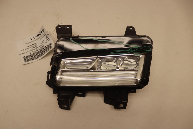 2017-2019 CADILLAC XT5 RIGHT SIDE TURN SIGNAL DAYTIME RUNNING LIGHT LAMP OEM