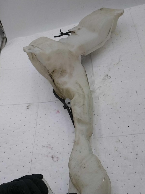 2018 Chevrolet Equinox Washer Fluid Reservoir OEM 1.5L Grey 67K Miles