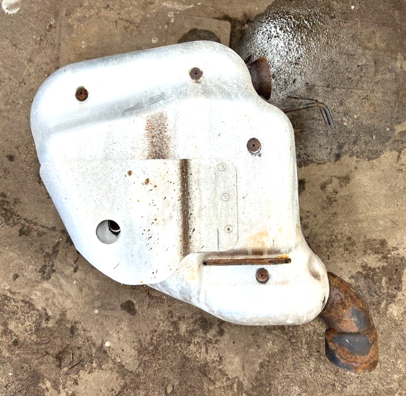 Ski-Doo LegendMXZ 700 ss GT Exhaust Pipe OE Muffler 514053537