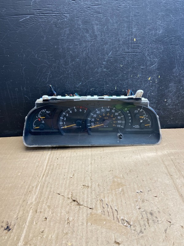 2003 2004 Toyota Tundra Speedometer Cluster Gauge OEM AE1873 DG