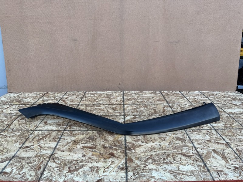 NISSAN 370Z COUPE 09-21 OEM RIGHT RH A PILLAR WINDSHIELD MOLDING TRIM (BLACK)