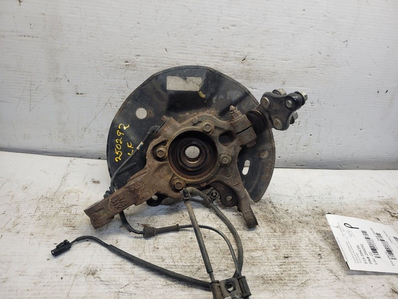 Driver Left Front Spindle/Knuckle Fits 14-15 SORENTO 1637892