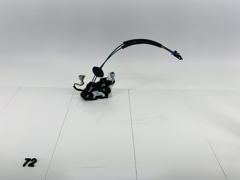 14-16 KIA CADENZA FRONT RIGHT PASSENGER DOOR LOCK LATCH ACTUATOR & CABLE OEM